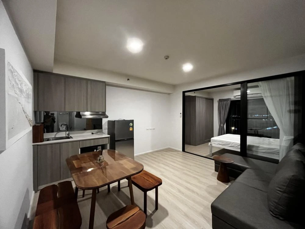 ขาย A space Mega ชั้น 17 ระเบียงกว้าง แต่งครบ น่าอยู่ สนใจเป็นเจ้าของ รีบจองเลย