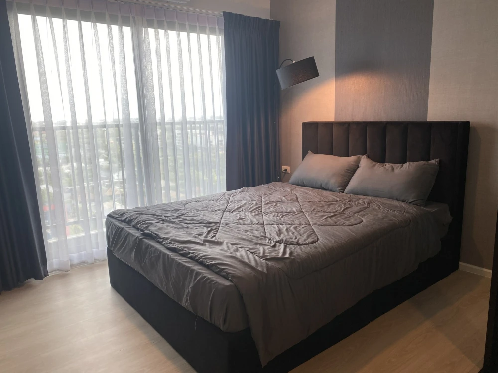 ขาย A space Mega ห้องพร้อมอยู่ เฟอร์พร้อม ชั้นสูง ลมดี จองเลย