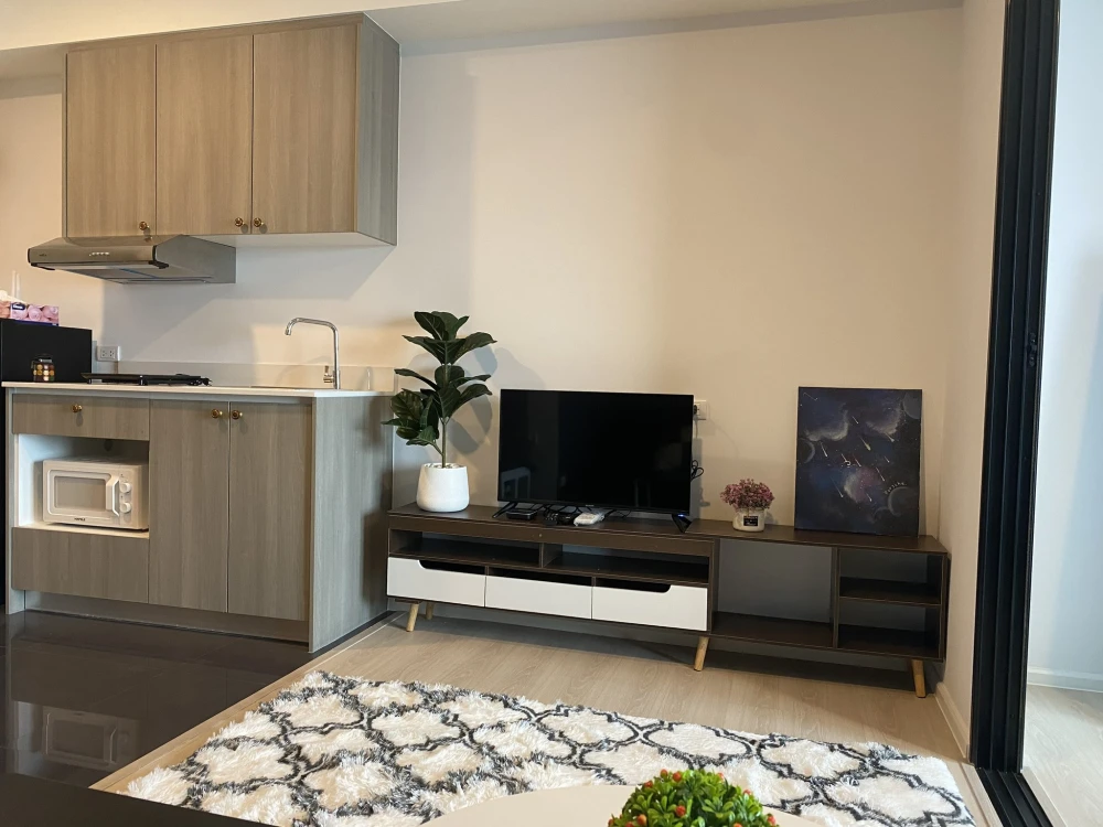 ขาย A space Mega ห้องพร้อมอยู่ เฟอร์พร้อม ชั้นสูง ลมดี จองเลย