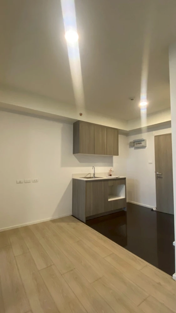 ขาย A space Mega 1 ห้องนอน 1 ห้องน้ำ ทำเลดี วิวสวย ไม่บล็อค เดินทางสะดวก จองเลย