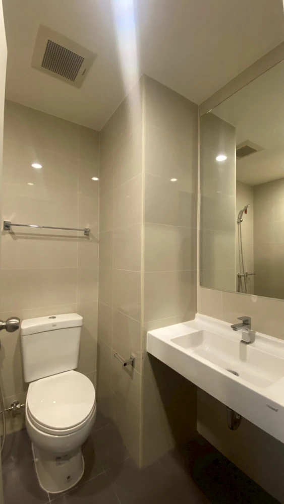 ขาย A Space Mega Bangna ห้องชั้นสูง น่าอยู่ลมดี จองเลยอย่าพลาด!!!