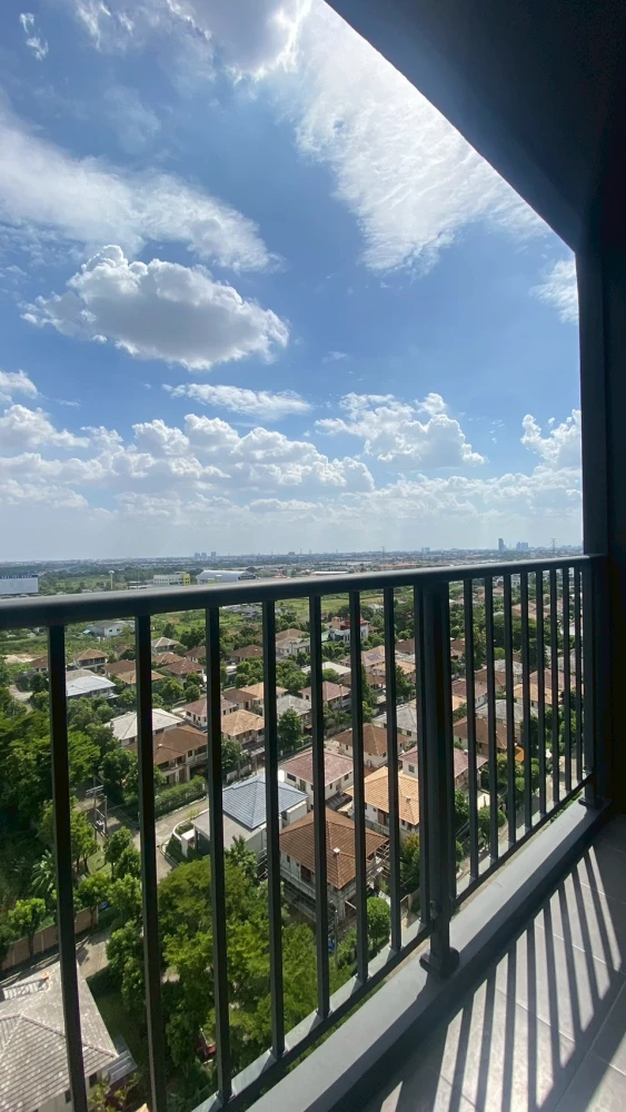 ขาย A Space Mega Bangna 1  ห้องชั้นสูงน่าอยู่ ลมผ่านดี กว้างขวางอยู่สบาย จองเลย