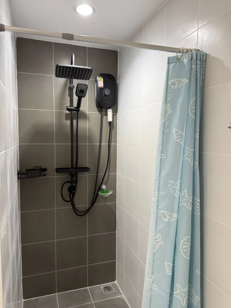 ขาย A Space Play รัชดา–สุทธิสาร ได้วิวสระว่ายน้ำ พร้อมเฟอร์นิเจอร์ครบ พร้อมอยู่