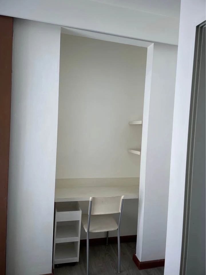 ขาย A Space Sukhumvit 77 ห้องกว้างขวางอยู่ สบาย เฟอร์พร้อม จองเลย