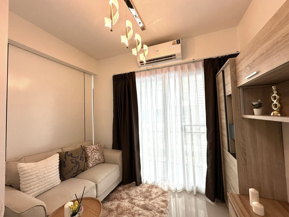 ขาย A Space Sukhumvit 77 ห้องพร้อมอยู่ เฟอร์พร้อม กว้างขวางอยู่สบาย จองเลย