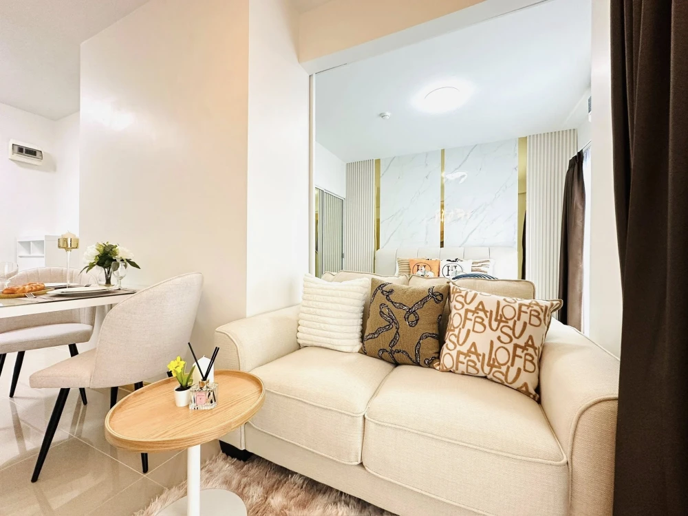 ขาย A Space Sukhumvit 77 ห้องพร้อมอยู่ เฟอร์พร้อม กว้างขวางอยู่สบาย จองเลย