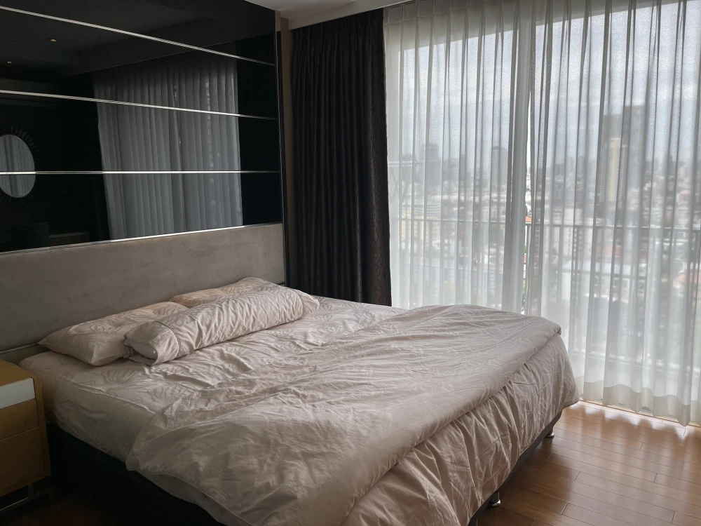 ขาย Abstracts Phahonyothin Park ห้องชั้นสูง เฟอร์พร้อม กว้างขวางอยู่ สบาย จองเลย