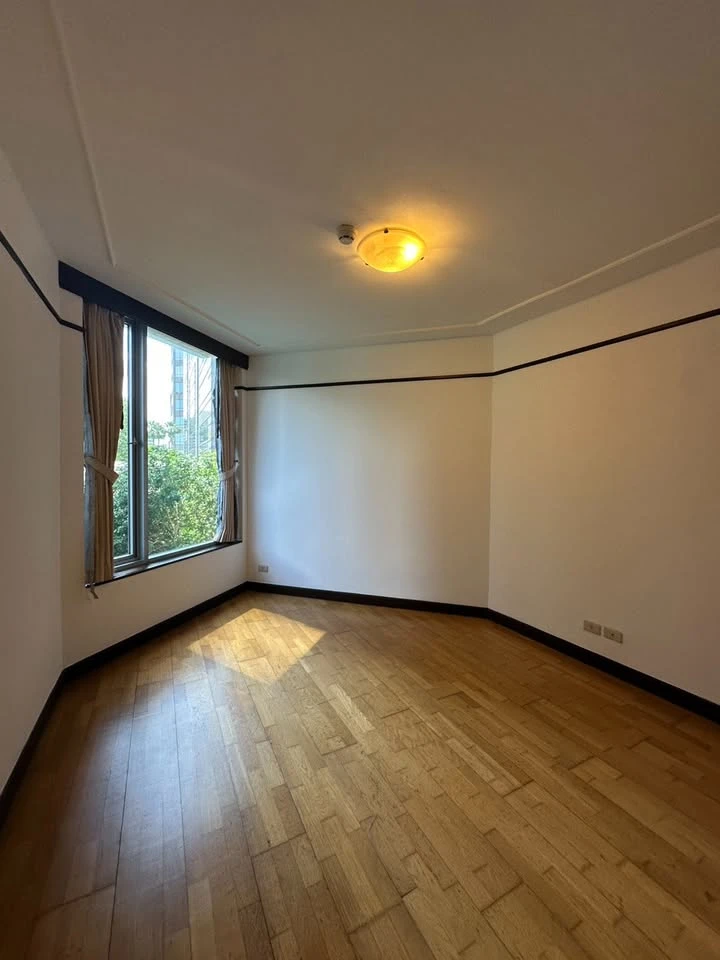 ขาย All Season Mansion Rare Item! วิวสุดอลังการ ห้องชุดกว้างขวาง บนถนนวิทยุ ต้องจัดแล้ว