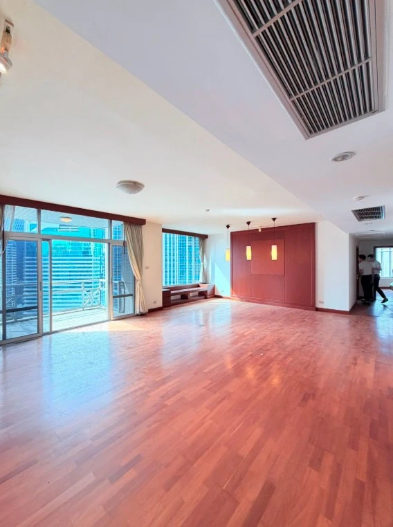 ขาย All Seasons Mansion Condo ห้องใหญ่ ใจกลางถนนวิทยุ ระเบียงกว้างพิเศษ อยู่ชั้นสูงมากๆ