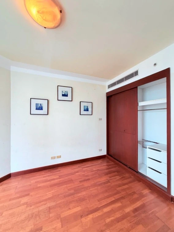 ขาย All Seasons Mansion Condo ห้องใหญ่ ใจกลางถนนวิทยุ ระเบียงกว้างพิเศษ อยู่ชั้นสูงมากๆ