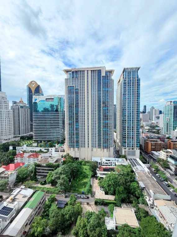 ขาย All Seasons Mansion Condo ห้องใหญ่ ใจกลางถนนวิทยุ ระเบียงกว้างพิเศษ อยู่ชั้นสูงมากๆ