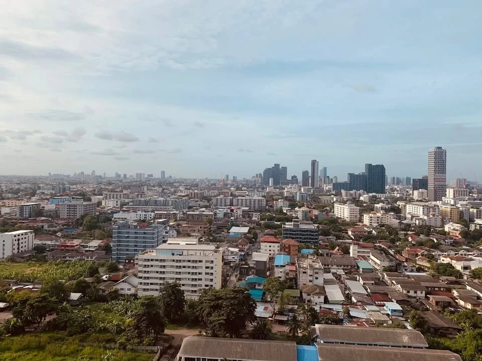 ขาย Artemis Sukhumvit 77 1 ห้องนอน 1 ห้องน้ำ มาพร้อมเฟอร์และเครื่องใช้ไฟฟ้าครบครัน รีบจองด่วนๆ