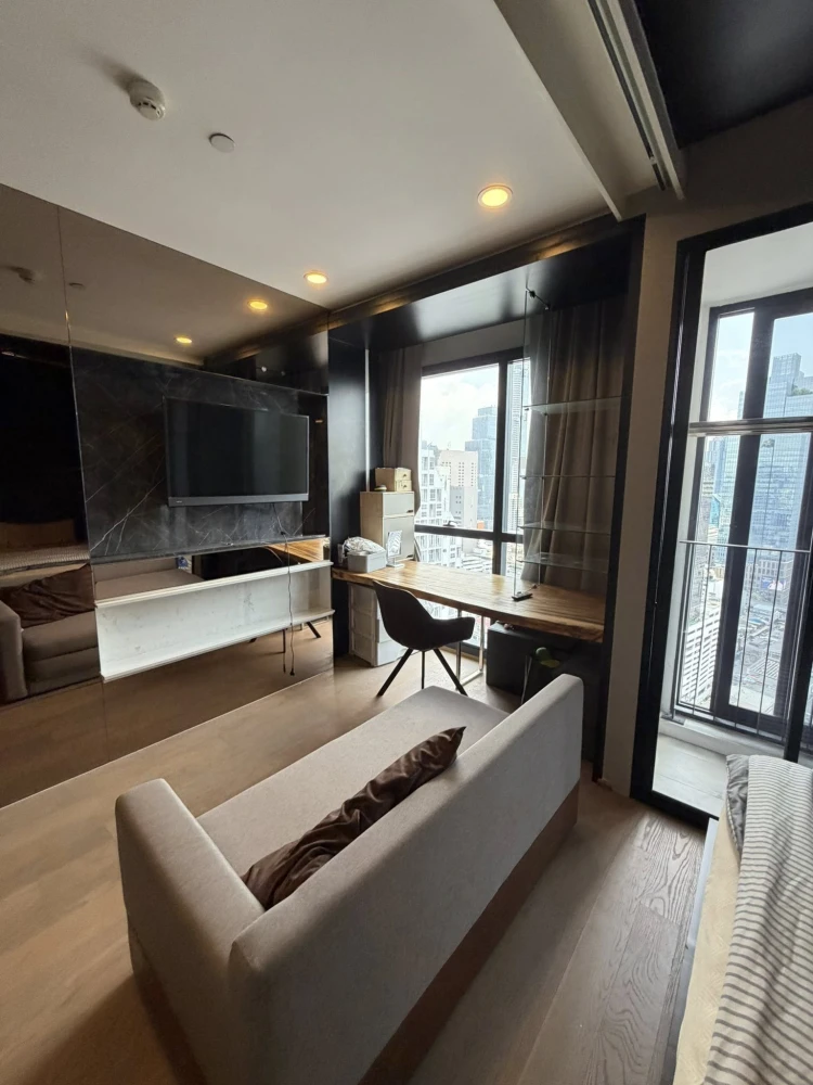 ขาย Ashton Chula–Silom ห้องแต่งสวยคุมโทน ในทำเลดี เดินทางสะดวก จองเลย