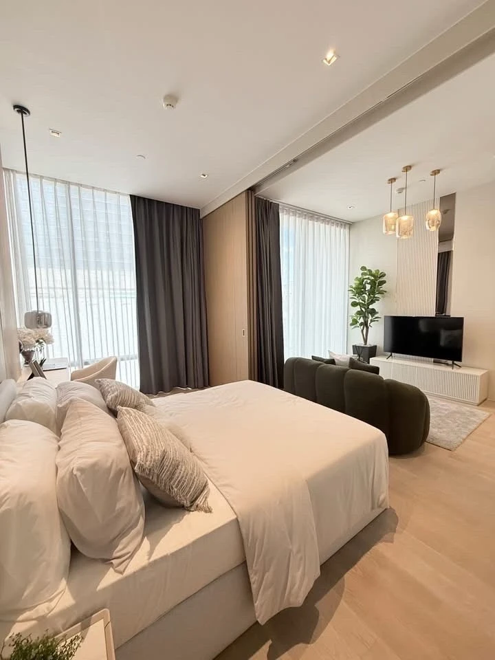 ขาย Ashton Silom ชั้น 12 ห้องสวย ตกแต่งน่าอยู่ สนใจจองเลย ห้ามพลาด
