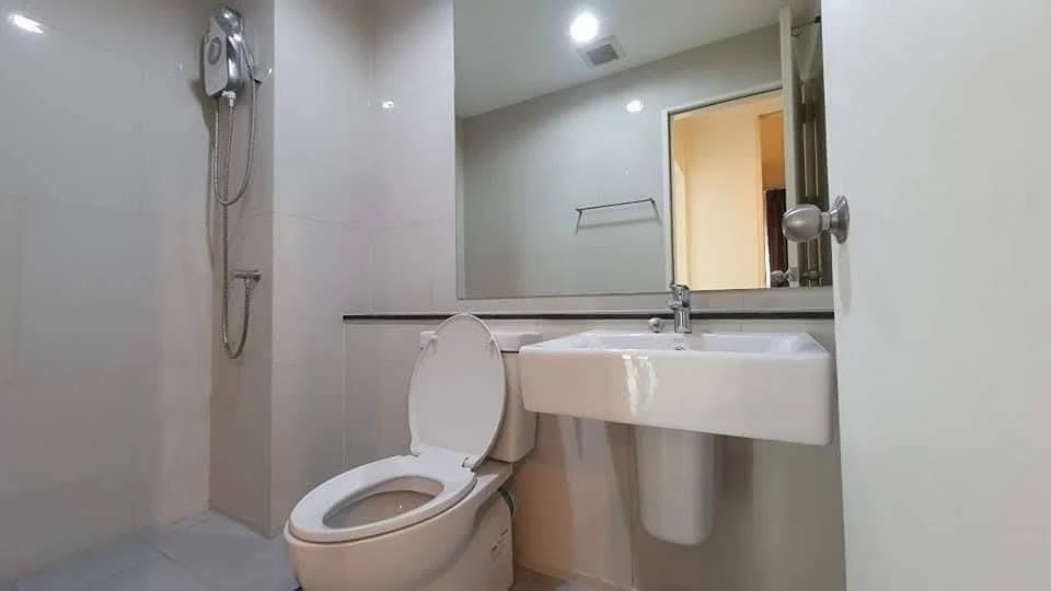 ขาย Aspire Erawan ห้องชั้น 27 สูงมากๆ รับลมดีสุดๆ แต่งเฟอร์ครบ พร้อมเครื่องใช้ไฟฟ้า จองก่อนได้ก่อน