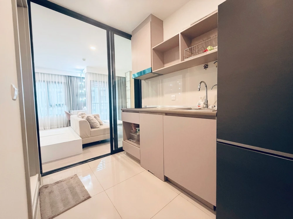 ขาย Aspire Sukhumvit-Onnut 1 ห้องนอน 1 ห้องน้ำ บิ้วอินเฟอร์นิเจอร์อย่างดี สิ่งอำนวยความสะดวกครบครัน จองเลย