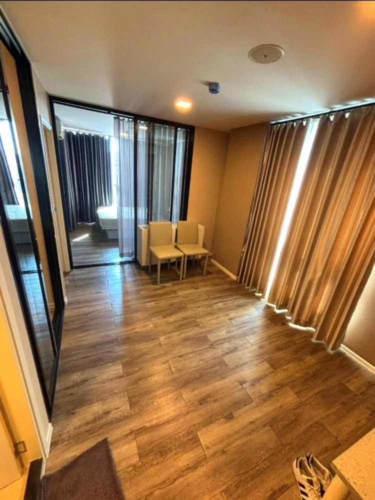 ขาย Atmoz Chaengwattana ห้องน่าอยู่ ห้องมุม เฟอร์พร้อม กว้างขวางอยู่สบาย หิ้วกระเป๋ามาได้เลย