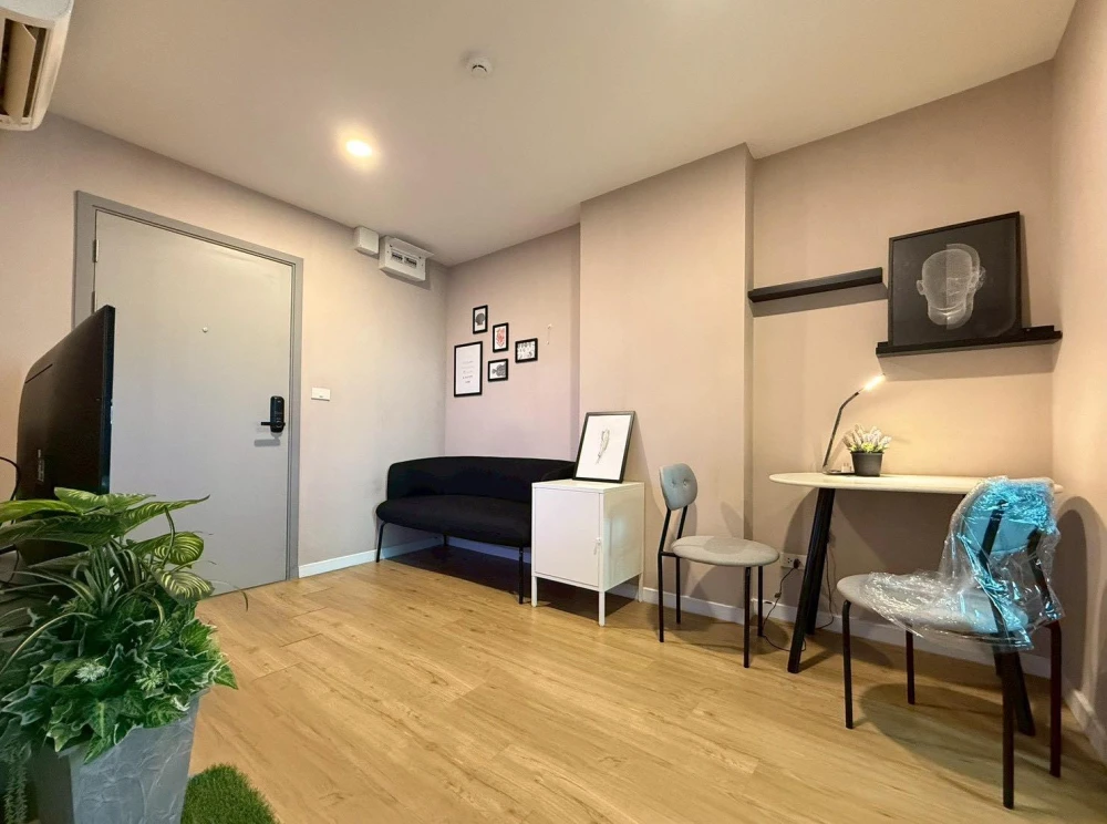 ขาย Attitude BU ห้องพร้อมอยู่ เฟอร์พร้อม ชั้นไม่สูงน่าอยู่ จองเลย