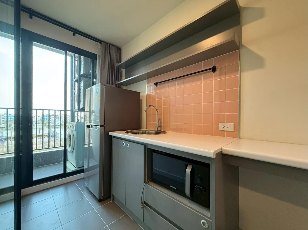 ขาย Attitude BU ห้องพร้อมอยู่ เฟอร์พร้อม ชั้นไม่สูงน่าอยู่ จองเลย