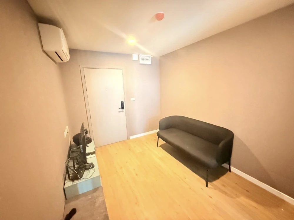 ขาย Attitude BU ห้องพร้อมเฟอร์ หิ้วกระเป๋าใบเดียวเข้าอยู่ได้เลย+++