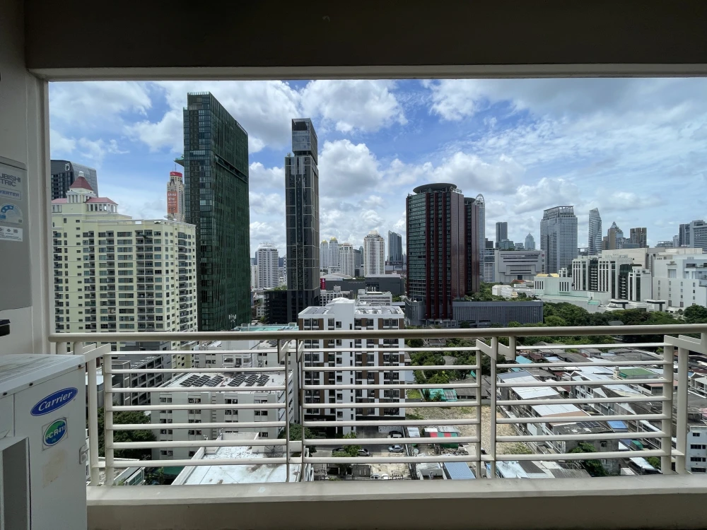ขาย Baan Klang Krung Siam-Pathumwan ห้องกว้างอยู่สบาย อยู้ได้เป็นครอบครัว ดีแบบนี้รีบจองเลยก่อนพลาด++