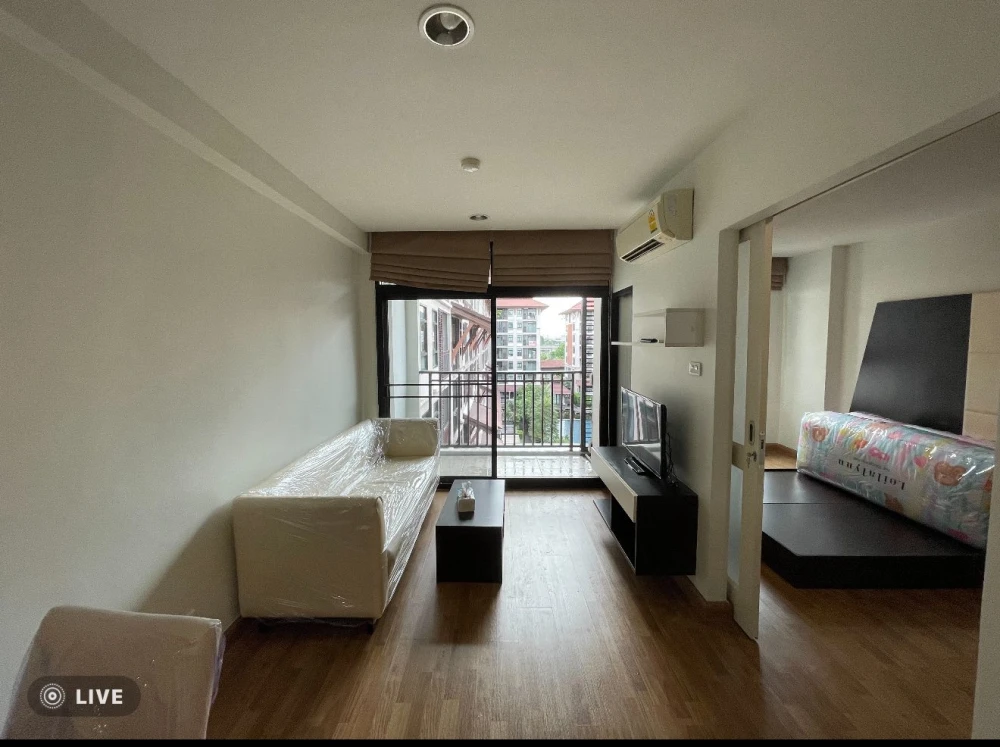 ขาย Baan Navatara 1 ห้องนอน 1 ห้องน้ำ ทำเลดี มาพร้อมเฟอร์และเครื่องใช้ไฟฟ้าครบครัน หิ้วกระเป๋าเข้ายอู่ได้เลยจ้า