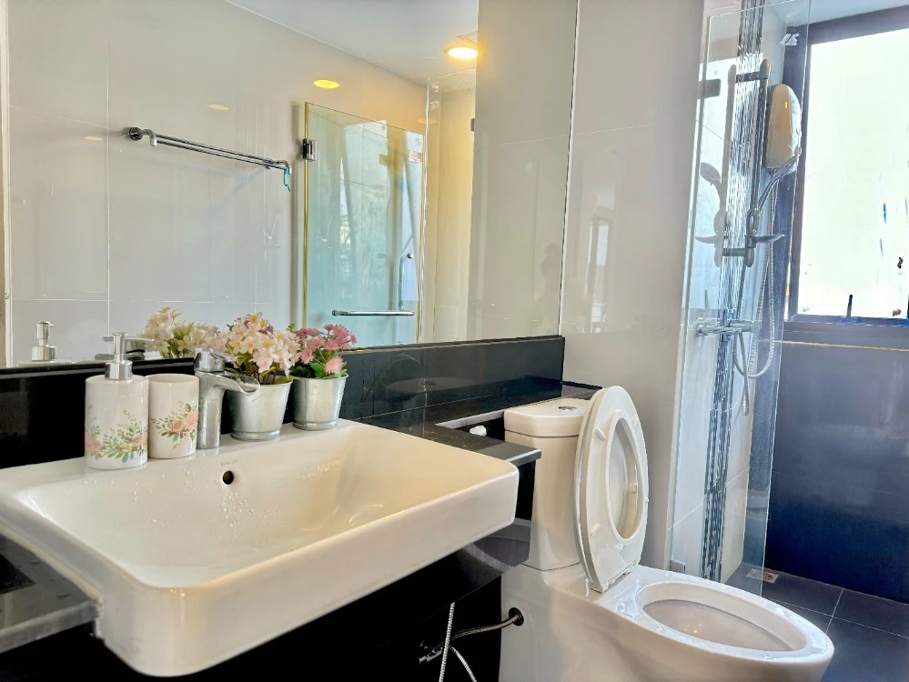 ขาย Bangkok FELIZ Sathorn-Taksin ชั้น 4 มาพร้อมการตกแต่งที่ครบครัน จองเลย