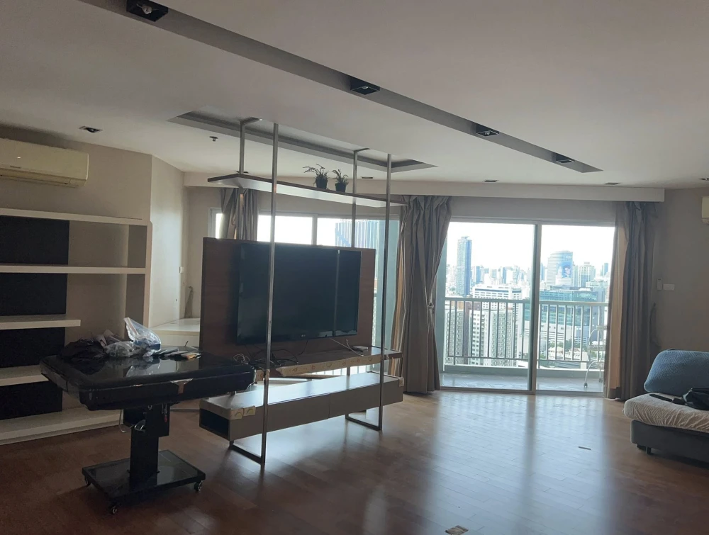 ขาย belle grand rama 9 6 ห้องนอน! พื้นที่ใช้สอยเยอะสุดๆ อยู่ชั้นสูง ได้วิวเมือง รีบจองเลย
