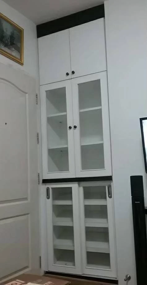 ขาย Bliz Condominium พระราม 9 - หัวหมาก ห้องริม ชั้น 4 พร้อมอุปกรณ์ไฟฟ้า เฟอร์นิเจอร์ตู้และชั้นเก็บของเพียบตามรูป