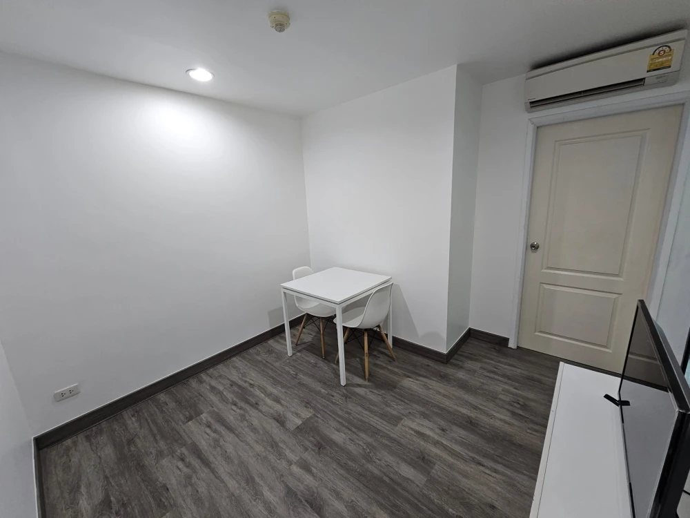ขาย B.Loft Sukhumvit 109 ห้องพร้อมเข้าอยู่ วิวสระ เฟอร์พร้อมราคาสบายกระเป๋า จองเลย!!!