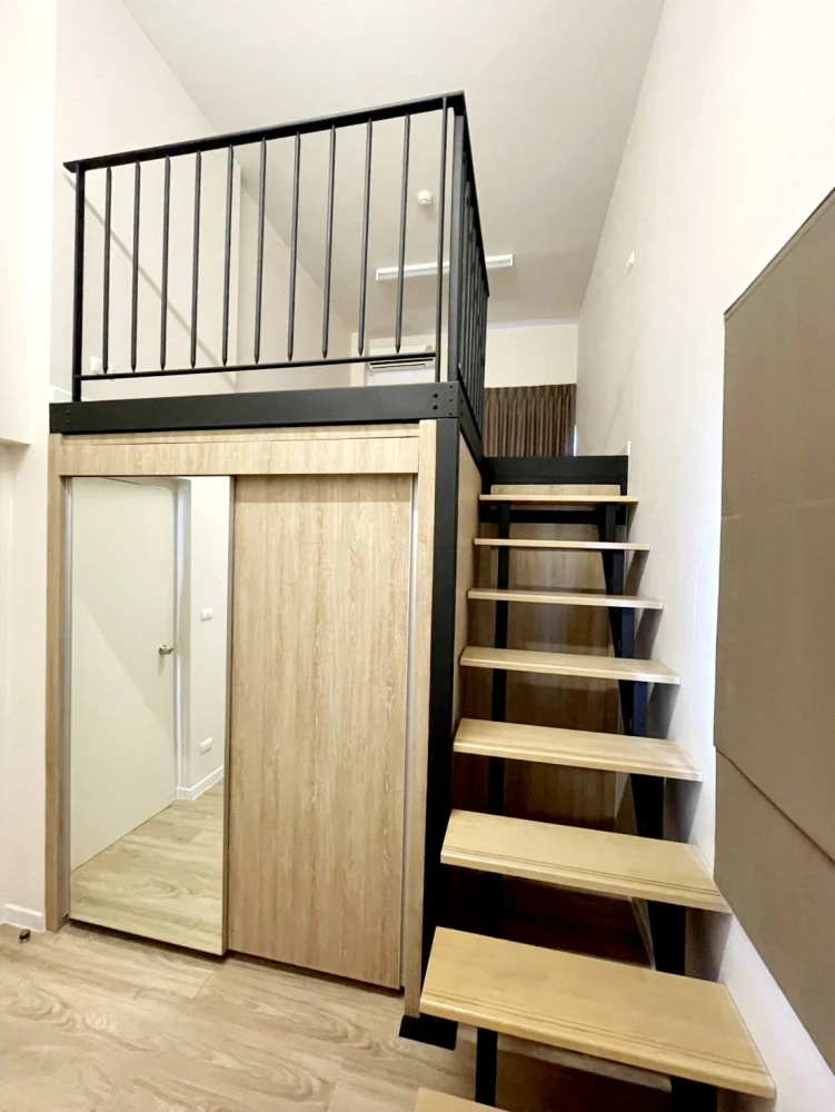 ขาย Blossom Condo @Fashion ชั้น 10 วิวสวยไม่มีตึกบัง ห้องมุม เพดานห้องสูง โปร่ง โล่งสบาย ไม่อึดอัด รีบจองเลย