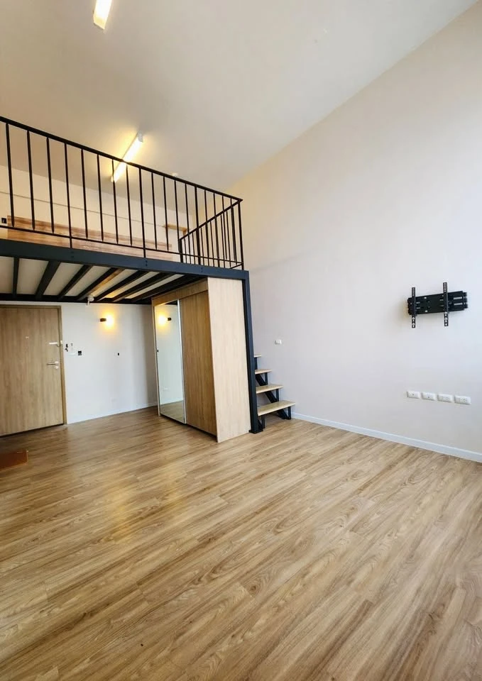 ขาย Blossom Condo @Fashion ห้อง Duplex ชั้น 18 วิวสวย โปร่ง โล่ง ไม่บล็อก เพดานสูง สนใจจองเลย