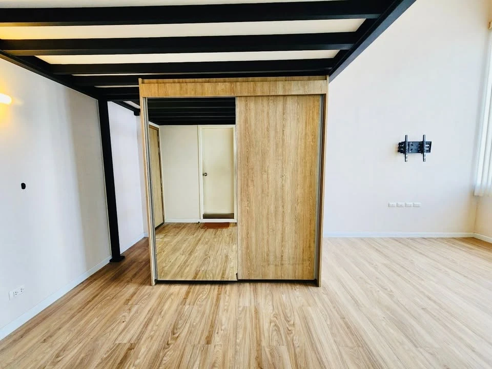 ขาย Blossom Condo @Fashion ห้อง Duplex ชั้น 18 วิวสวย โปร่ง โล่ง ไม่บล็อก เพดานสูง สนใจจองเลย