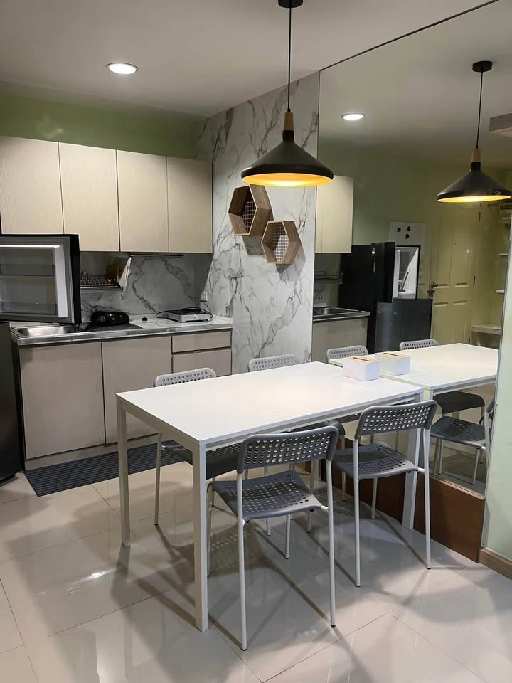 ขาย Boutique Ratchada 17 ห้องพร้อมอยู่ เฟอร์พร้อม กว้างขวางอยู่สบายจองเลย