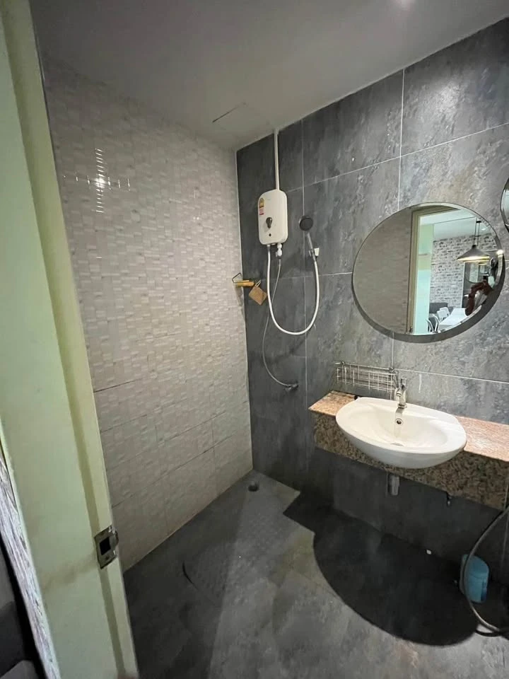 ขาย Boutique Ratchada 17 ห้องพร้อมอยู่ เฟอร์พร้อม กว้างขวางอยู่สบายจองเลย