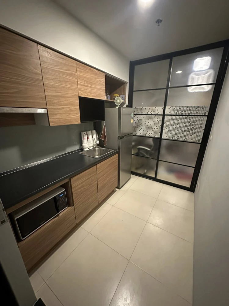 ขาย Brix Condominium ชั้น 17 วิวแม่น้ำเจ้าพระยา พร้อมเฟอร์นิเจอร์ครบชุด หิ้วกระเป๋าเข้าอยู่ได้เลย