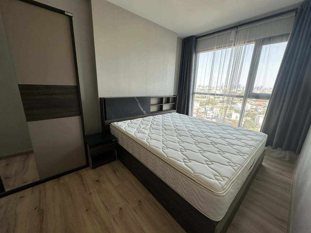 ขาย Brix Condominium ชั้น 17 วิวแม่น้ำเจ้าพระยา พร้อมเฟอร์นิเจอร์ครบชุด หิ้วกระเป๋าเข้าอยู่ได้เลย