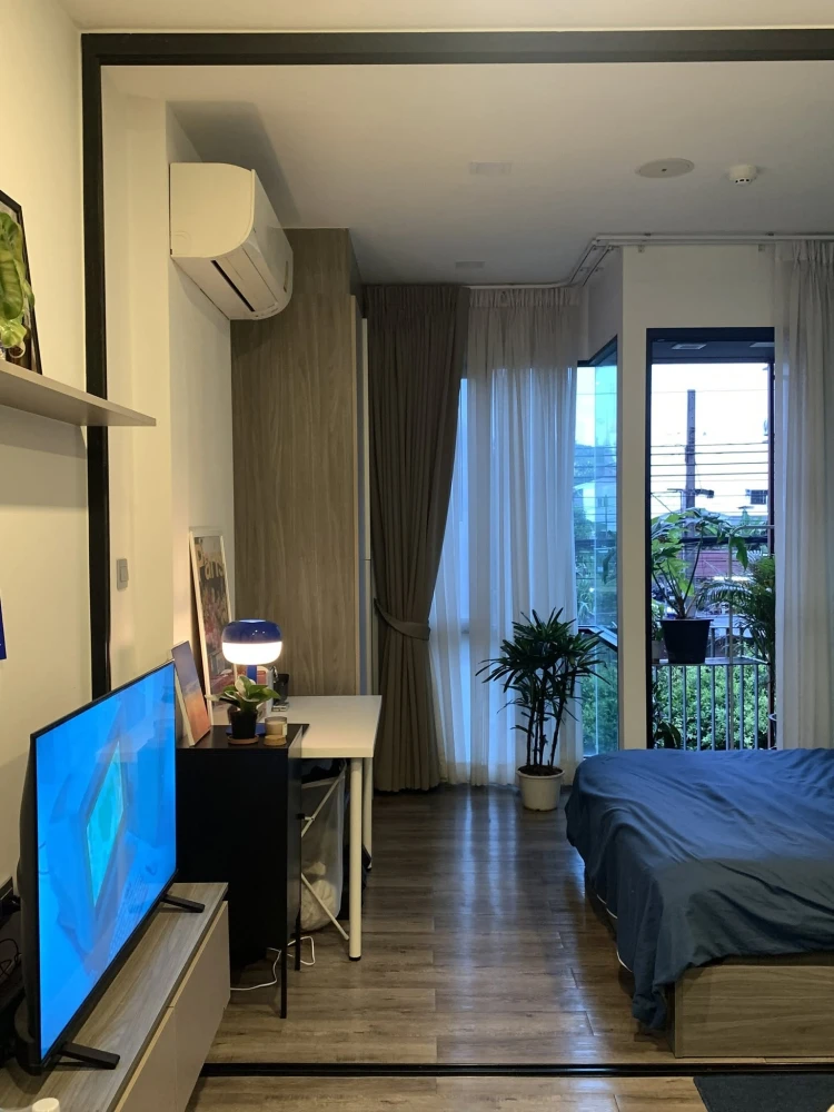 ขาย Brown Condo Ratchada 32 ชั้น 2 ห้องแต่งครบ น่าอยู่ สนใจจองเลย