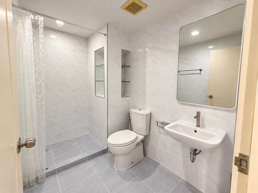 ขาย Casa Condo Asoke-Dindaeng ห้องสวย ทำเลอโศก–ดินแดงใจกลางเมือง ห้องนั่งเล่นแยกเป็นสัดส่วน รีบจองเลย