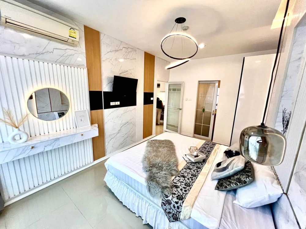 ขาย CC Condominium 1 ห้องมุม ชั้น 5 ตกแต่งสวยน่าอยู่มากๆ เฟอร์นิเจอร์ครบ พร้อมเข้าอยู่ทันที