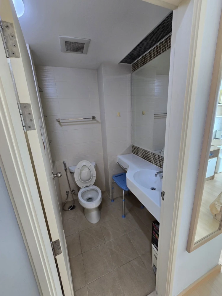 ขาย Centric Scene Ratcha Vipha ห้องน่าอยู่ เฟอร์พร้อม จองเลย