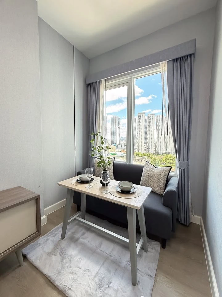 ขาย Chapter One Eco Ratchada-HuaiKhwang ห้อง Studio ตกแต่งสวยมาก พร้อมเฟอร์นิเจอร์และเครื่องใช้ไฟฟ้าครบ หิ้วกระเป๋าเข้าอยู่ได้เลย