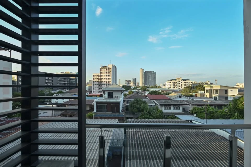 ขาย Chateau In Town Ratchada 20-2 ห้อง Studio ชั้น 4 รวมเฟอนิเจอร์พร้อมเข้าอยู่ทันที !!