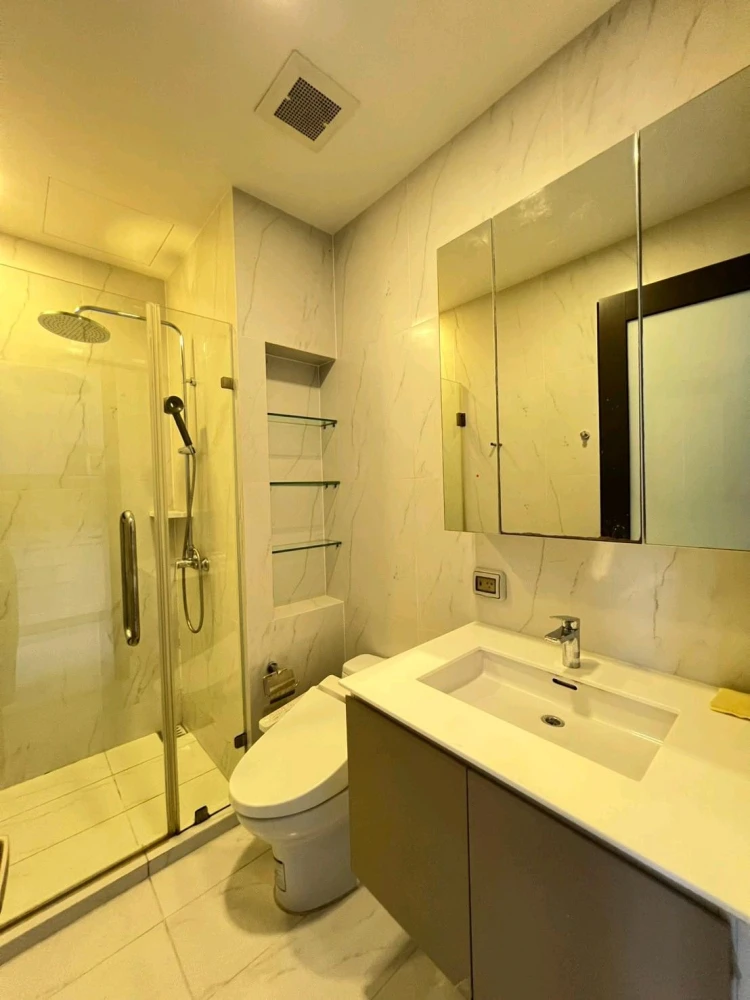 ขาย Chewathai Residence Asoke ชั้น 10 มาพร้อมการตกแต่งที่ครบครัน จองเลย