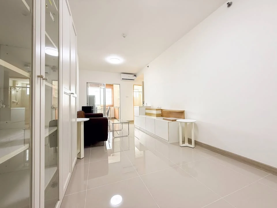 ขาย City Home Ratchada-Pinklao 1 ห้องนอน 1 ห้องน้ำ พื้นที่ใช้สอยเยอะ เฟอร์นิเจอร์ครบครัน จองเลยตอนนี้