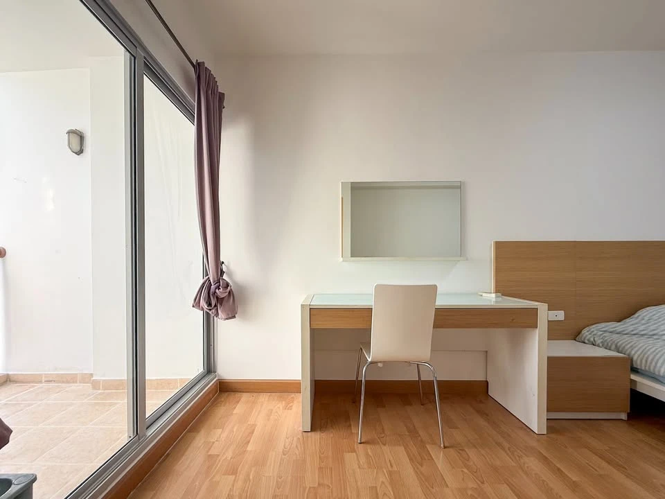 ขาย City Home Ratchada-Pinklao 1 ห้องนอน 1 ห้องน้ำ พื้นที่ใช้สอยเยอะ เฟอร์นิเจอร์ครบครัน จองเลยตอนนี้