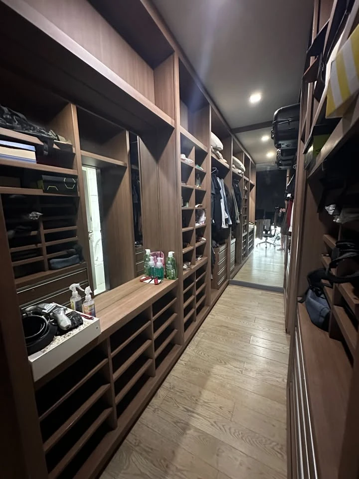 ขาย Commune 80 ห้องกว้างขวาง เพดานสูง 2.8m หน้าต่าง Full Height ไม่จองไหวหรอ