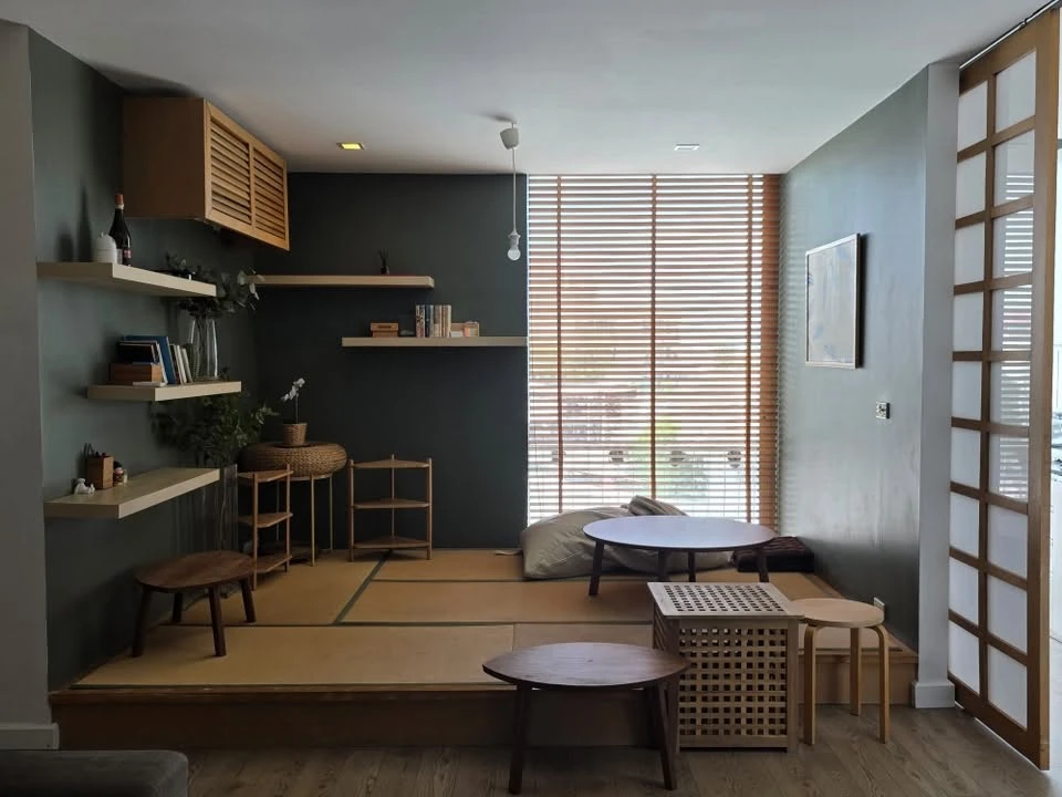 ขาย Commune 80 ห้องมุมให้ความเป็นส่วนตัว แต่งสวยสไตล์มูจิ เฟอร์นิเจอร์ครบครัน ห้ามพลาด
