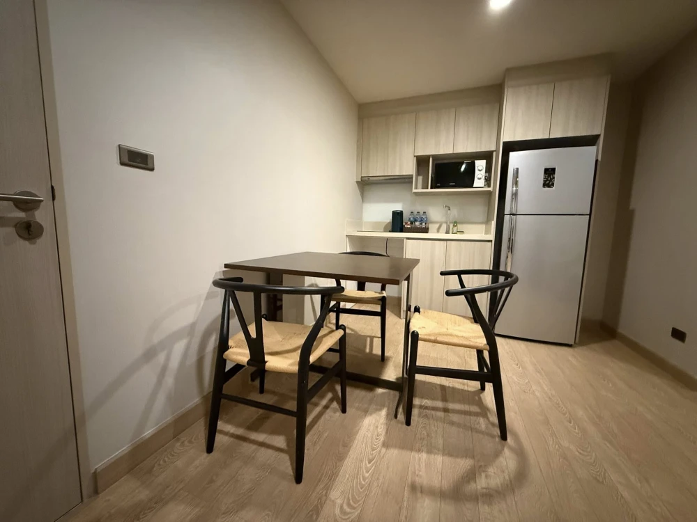 ขาย Condo Infinity One ห้องกว้างขวางอยู่สบาย ชั้นสูงลมดี เฟอร์พร้อม จองเลย