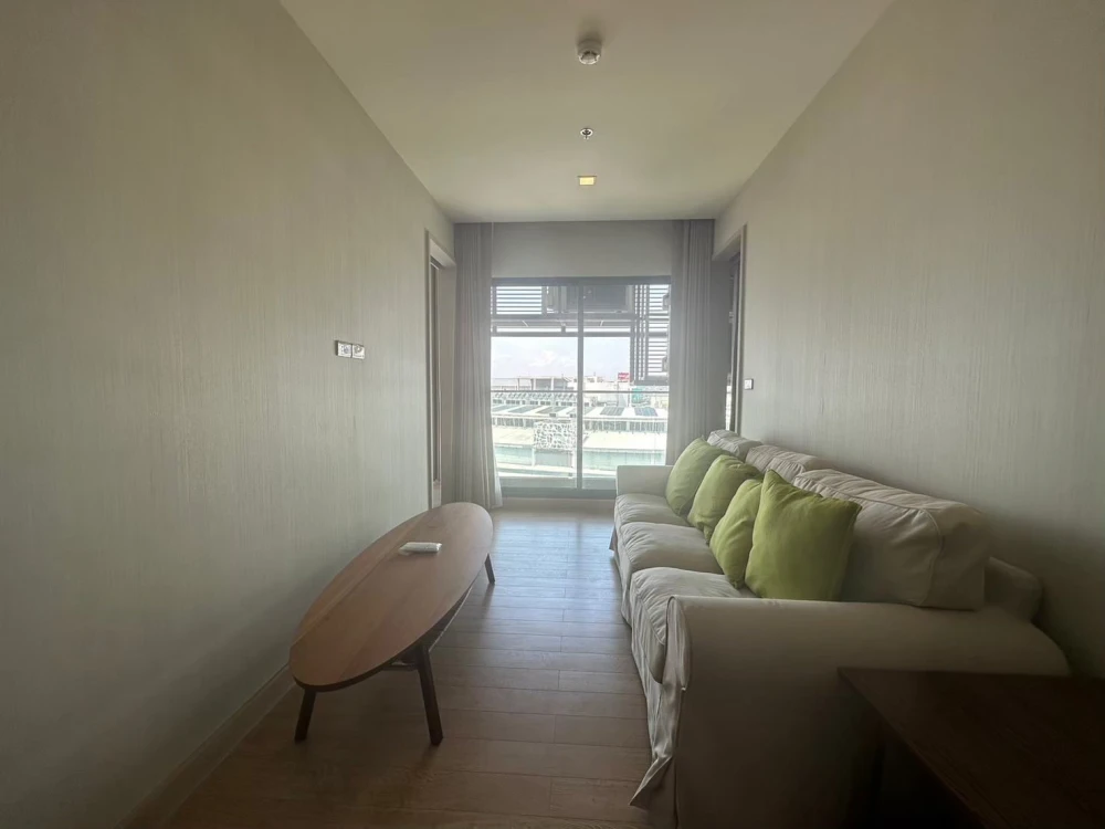 ขาย Condo Infinity One ห้องกว้างขวางอยู่สบาย ชั้นสูงลมดี เฟอร์พร้อม จองเลย